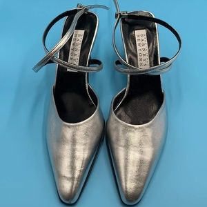 BARNEYS NEWYORK SHOES